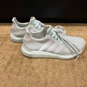 Adidas size 8 mint green color